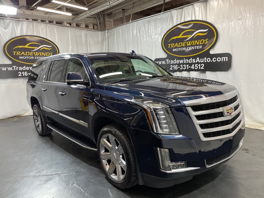 Photo 1 of 2019 Cadillac Escalade ESV Luxury