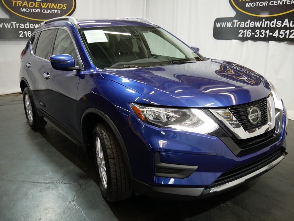 Photo 1 of 2018 Nissan Rogue SV