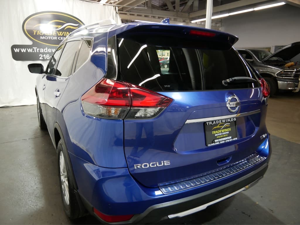 Photo 5 of 2018 Nissan Rogue SV