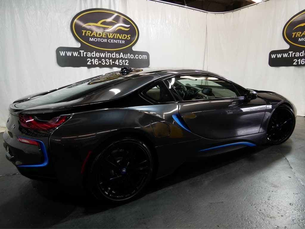 Photo 4 of 2015 BMW i8 Base