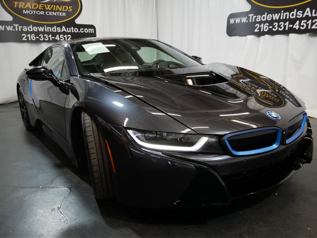 Photo 1 of 2015 BMW i8 Base