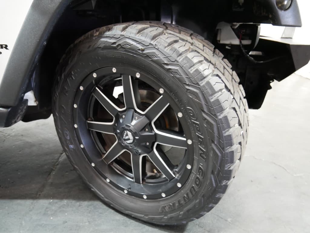 2016 Jeep Wrangler Unlimited Sport S - Image 3