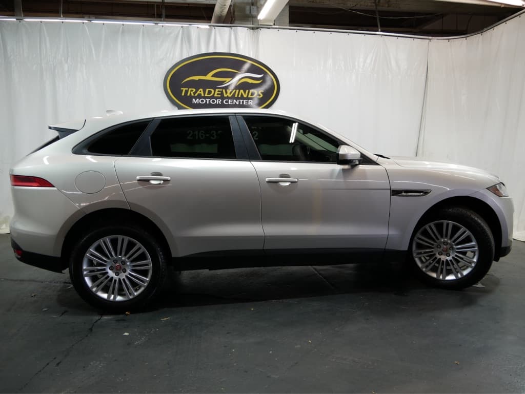 Photo 5 of 2017 Jaguar F-PACE 35t Premium