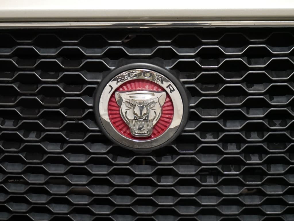 Photo 4 of 2017 Jaguar F-PACE 35t Premium