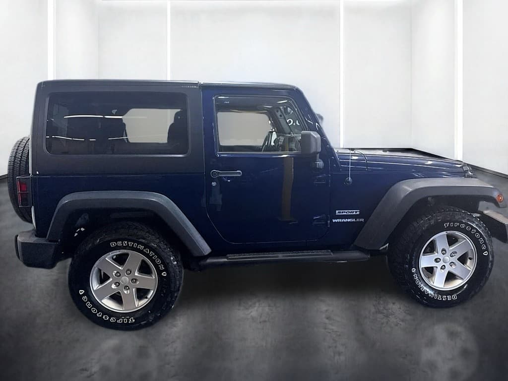 Photo 2 of 2013 Jeep Wrangler Sport